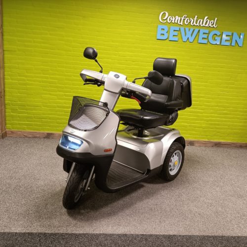 Breeze S-3 €1995.00 Occasion